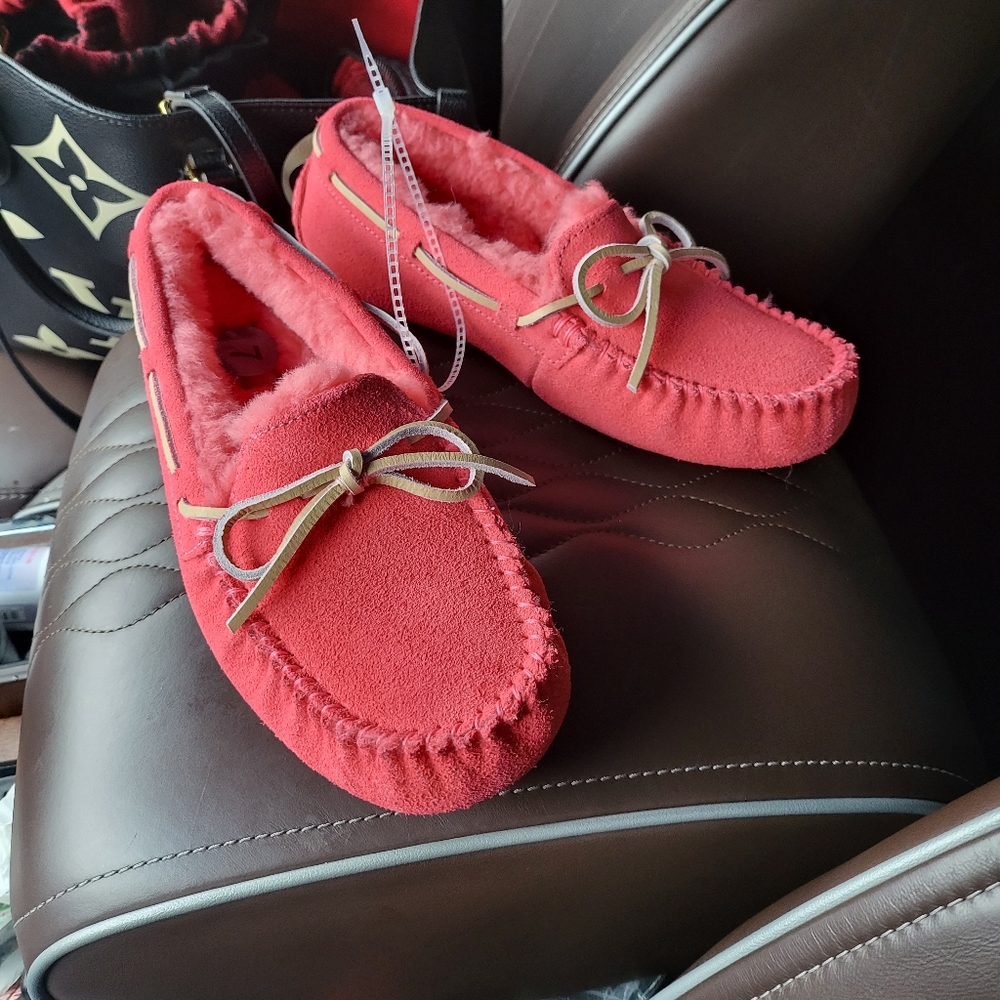 Ugg slippers